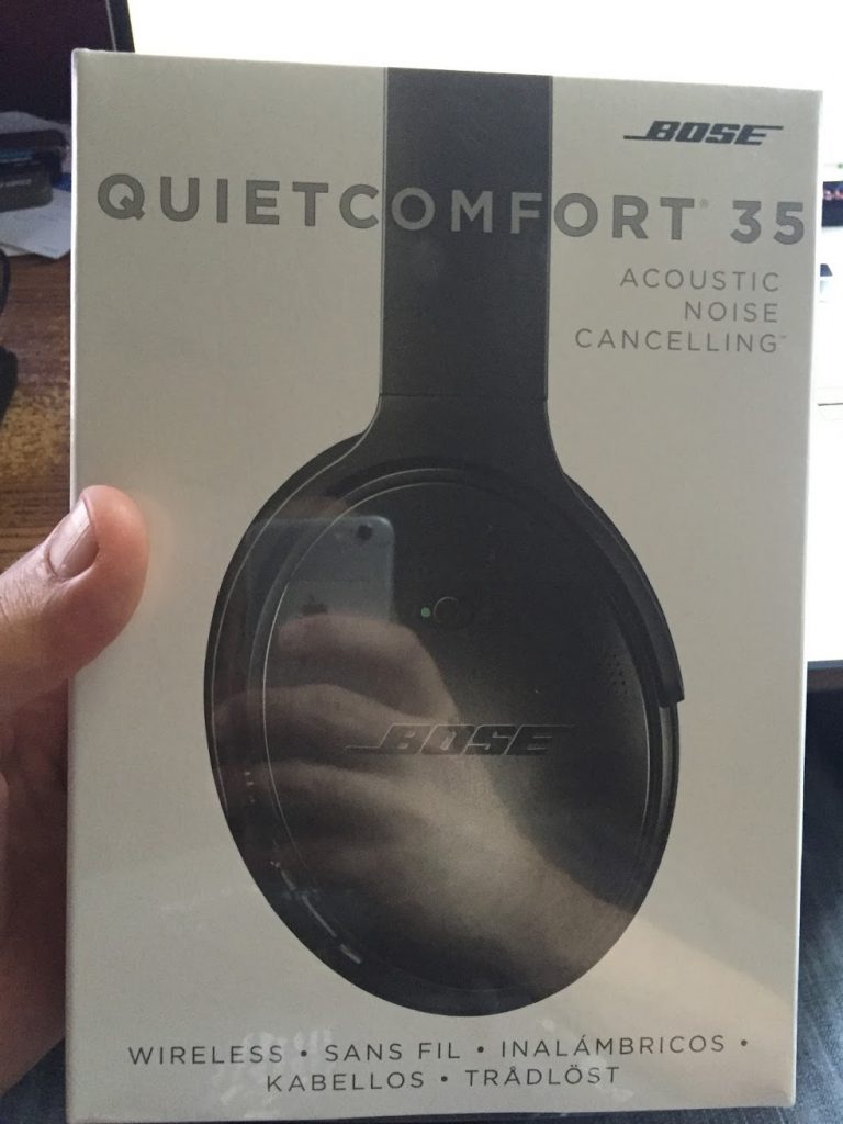 Bose QC35 Box